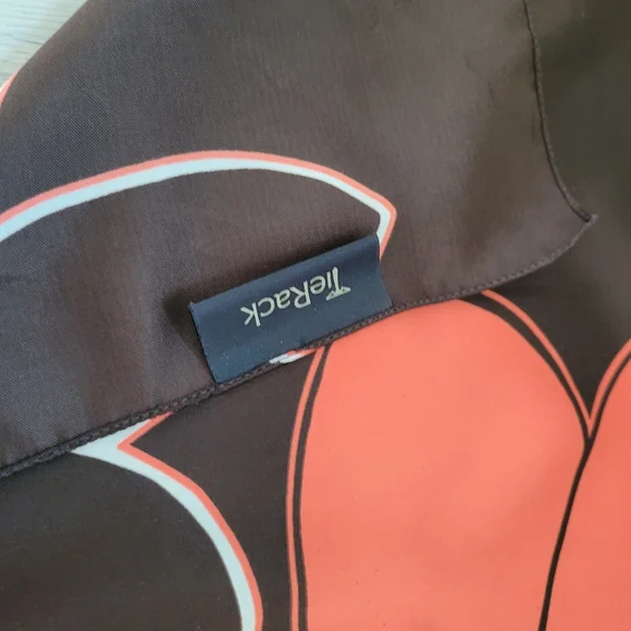 Tie Rack Square Polyester Scarf - Picture 4 of 6